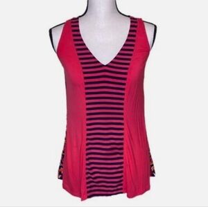 New-Crown and ivy sleeveless blouse